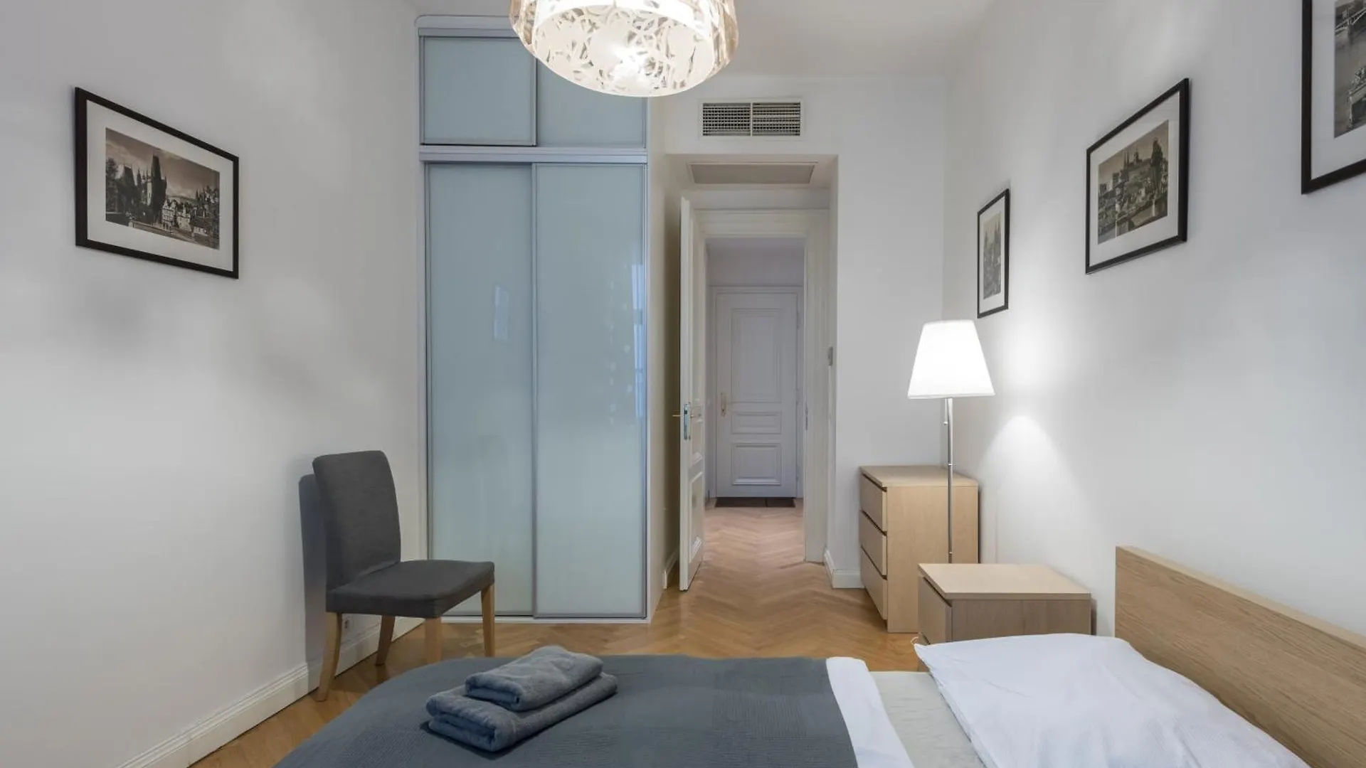 Upscale Apartment In Prime Location Near All Sights Prága